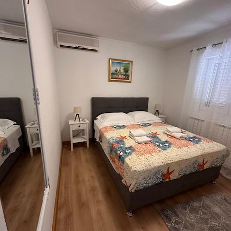 Villa Castello Zrnovo Ngoại thất bức ảnh