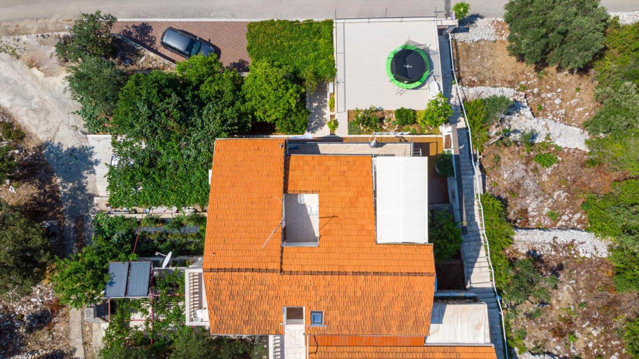 Villa Castello Zrnovo Ngoại thất bức ảnh