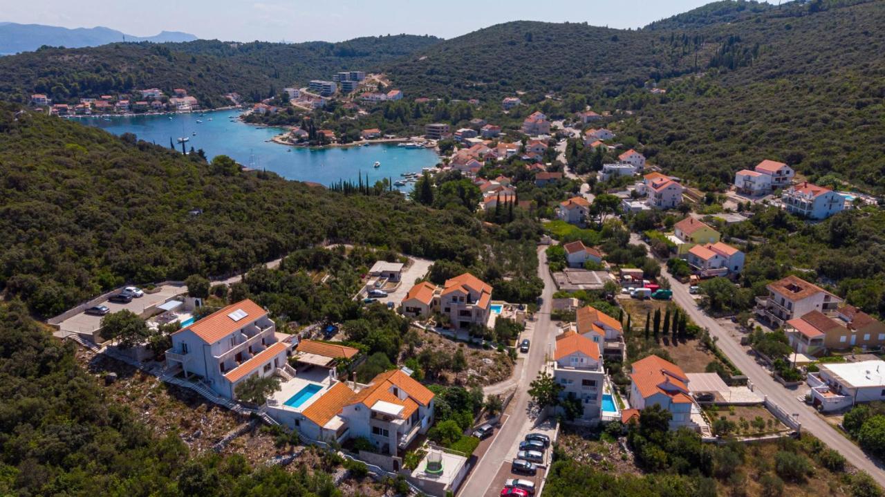 Villa Castello Zrnovo Ngoại thất bức ảnh
