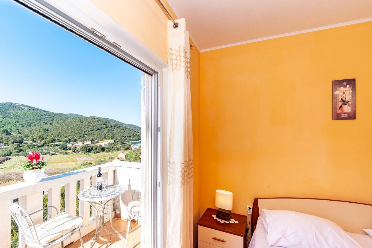 Villa Castello Zrnovo Ngoại thất bức ảnh
